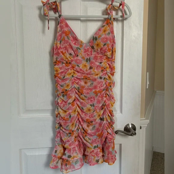 Forever 21 Floral Dress - Picture 1 of 1